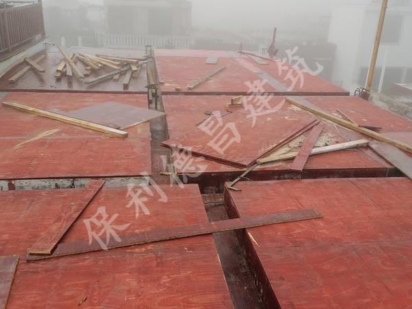 現(xiàn)澆施工現(xiàn)場(chǎng)