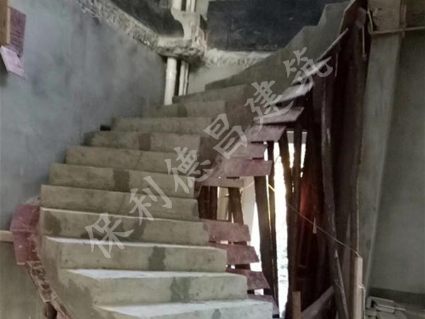  樓梯現(xiàn)澆